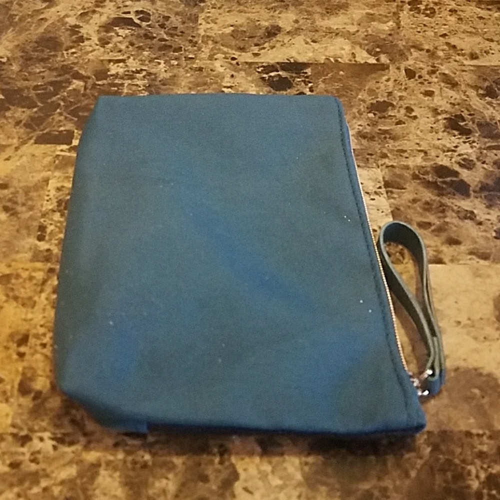 Make up bag - Picture 3 of 5